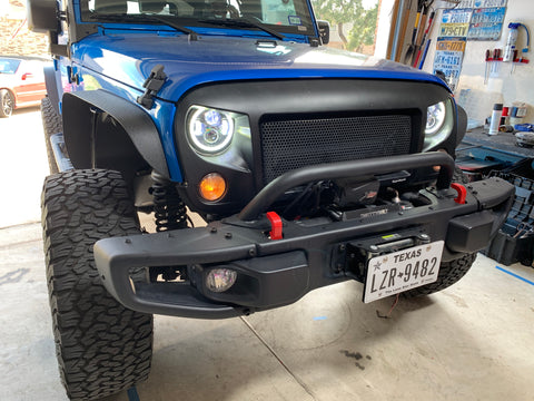 Jeep Wrangler 7 inch round LED headlight kit with white/Switchback halo - OffroadLEDbars